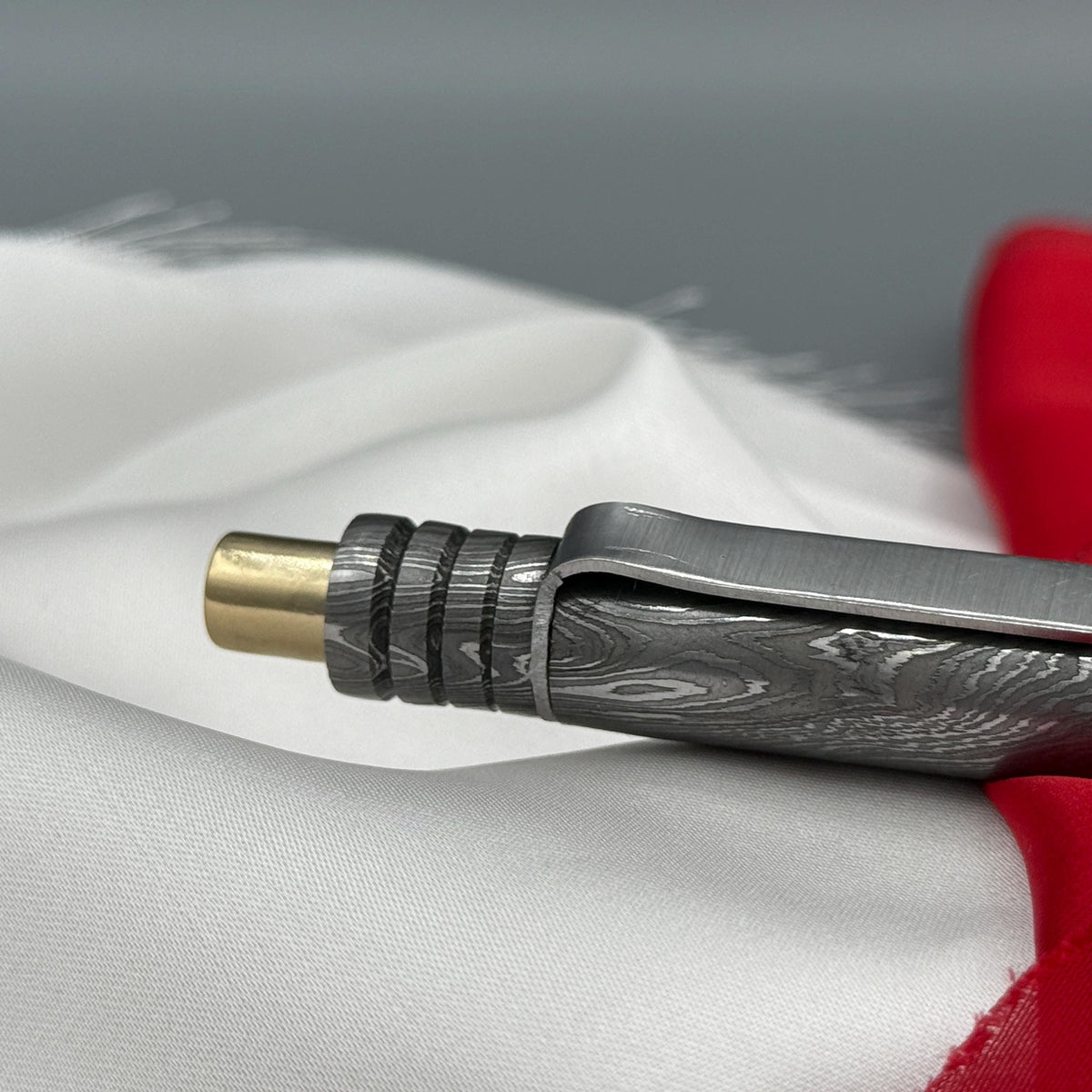 Damascus Steel Bolt Action Pen, Grooved — Viking Style