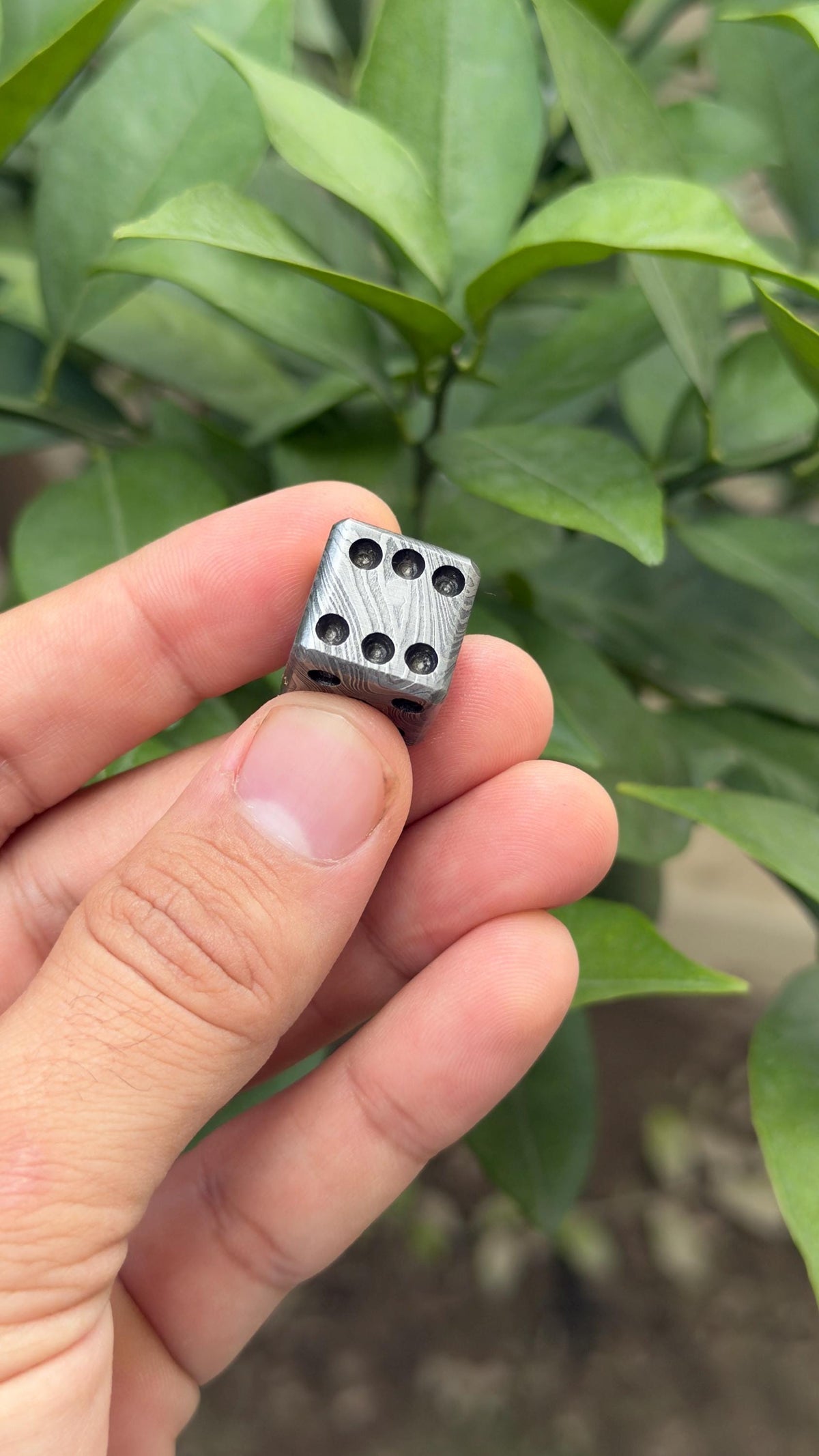 Damascus Steel Dice, 20 mm — Classic or Cyber Markings