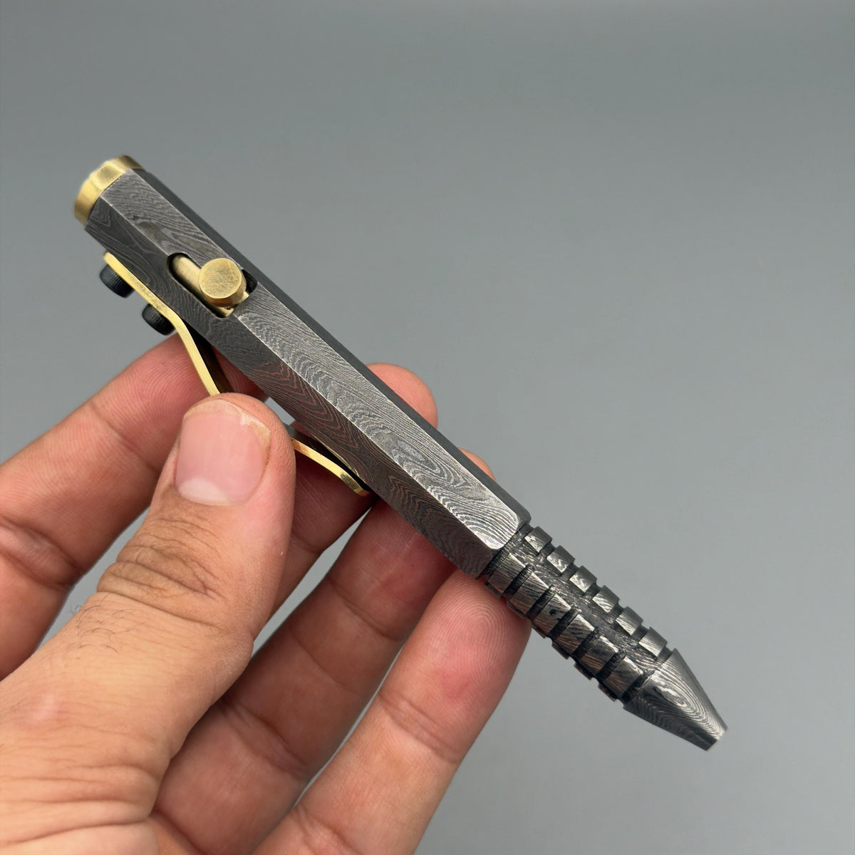 Damascus Steel Hexagonal Bolt Action Pen — Knurled Grip
