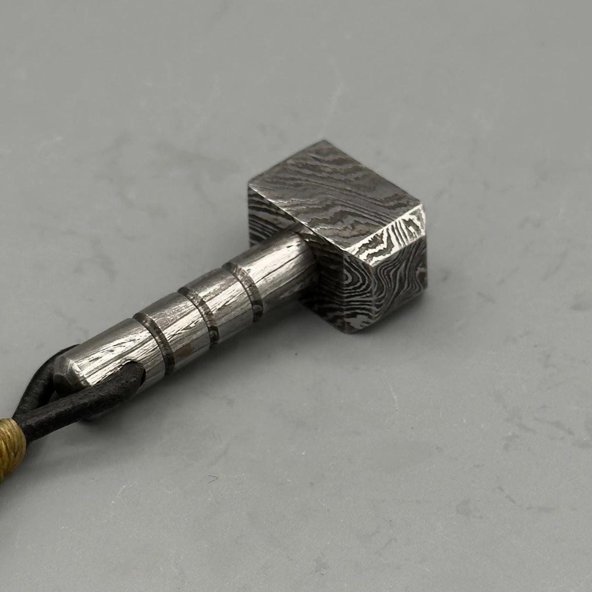 Damascus Steel Thor Hammer Keychain — EDC Collectible