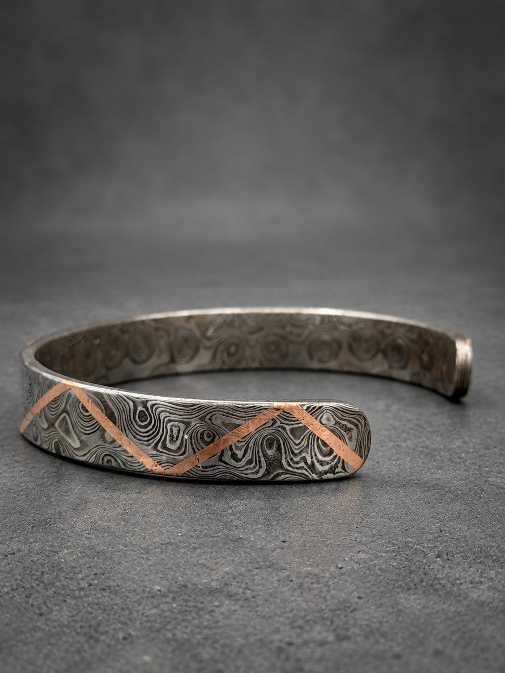 Damascus Steel Cuff Bracelet with Copper Zigzag Inlay — Viking Bangle, view 4