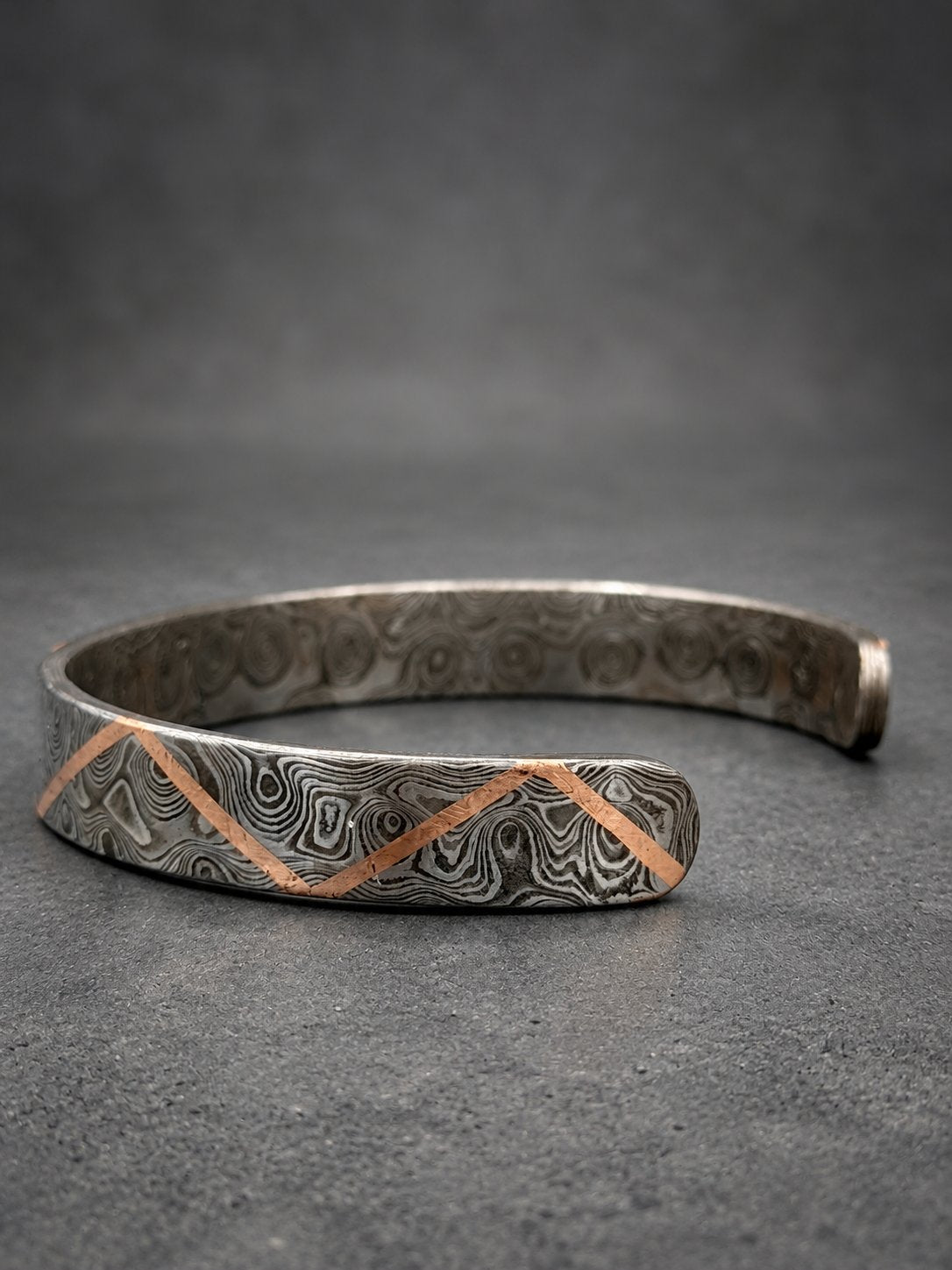 Damascus Steel Cuff Bracelet with Copper Zigzag Inlay — Viking Bangle, view 4