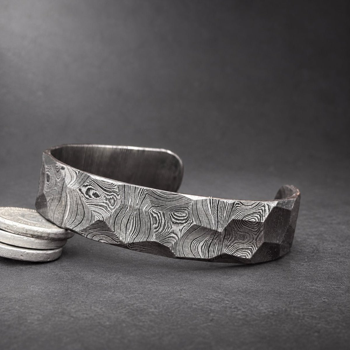 Damascus steel Viking bangle full length view, hand-forged hammered finish