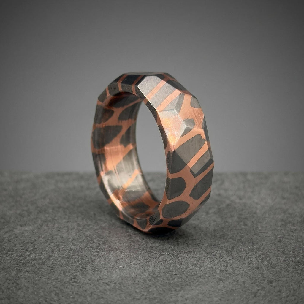 Superconductor Wedding Band — Diamond Cut Large Filament